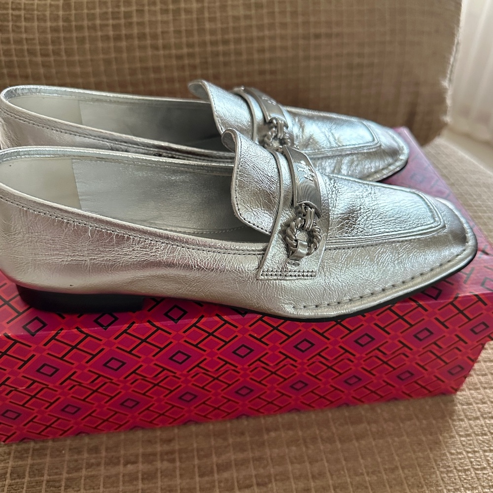TORY BURCH SILVER LOAFERS